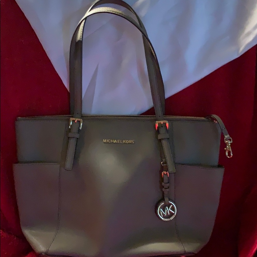Michael Kors Hand Bag, Never Used! Dark Taupe